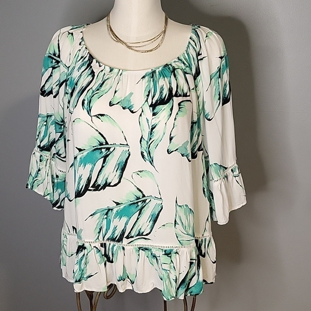 Fever Lightweight Floral Print 3/4 Bell Sleeve Crochet Trim Boho Blouse Size L